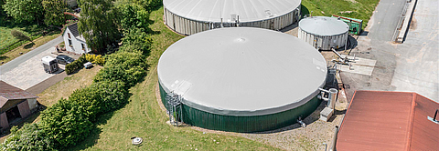 Aerial view of silo plant - HUESKER Cogatec silo roofs Bird's eye view of silo plant